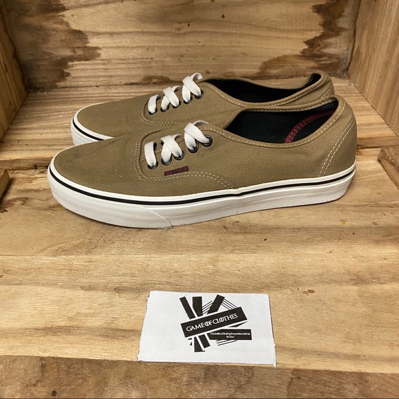 Vans - Picture 3 of 7